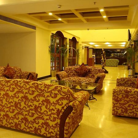 Kences Hotel -Opp Apsrtc Bus Stand Tirupati Exteriér fotografie